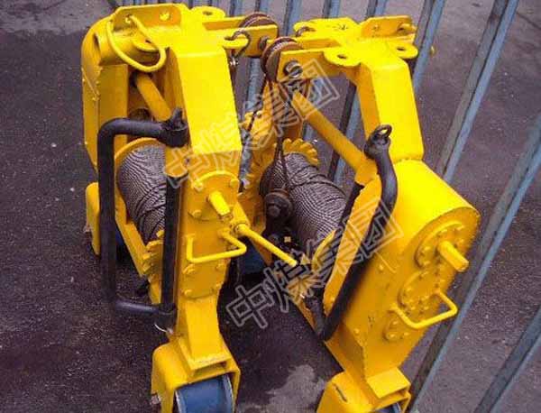 山东中煤集团拉运钢轨车厂家拉运钢轨车直供