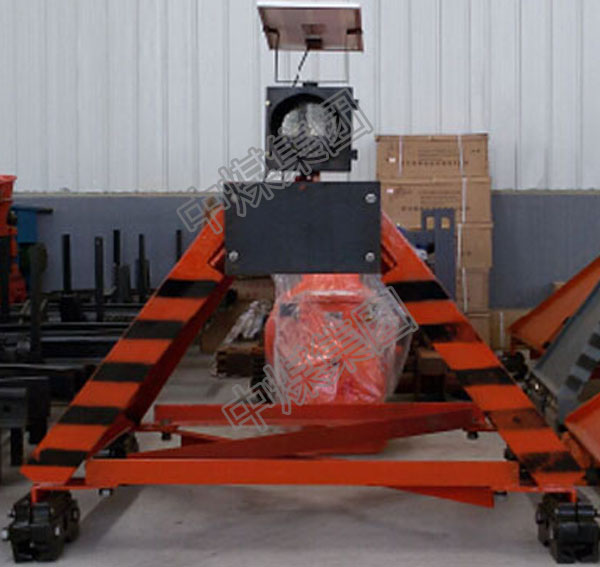 山东中煤集团太阳能红闪灯厂家太阳能红闪灯直供