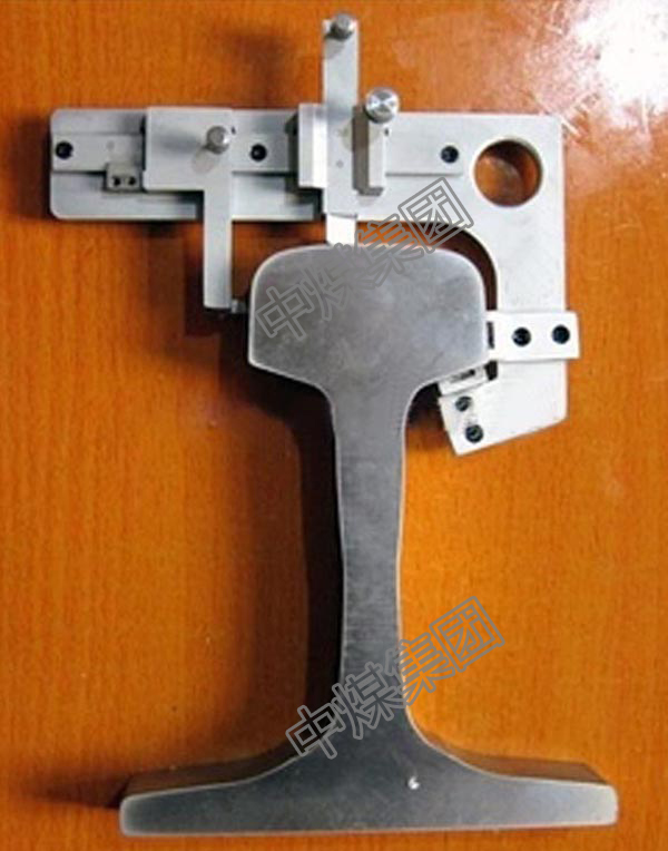 山东中煤集团数显式钢轨磨耗测量仪厂家数显式钢轨磨耗测量仪直供