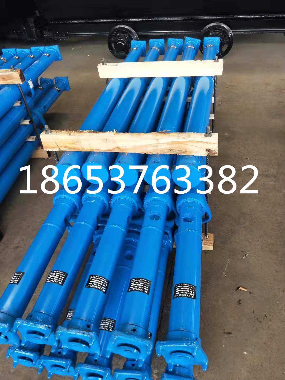 现货出售内注式单体液压支柱DN25-250/90