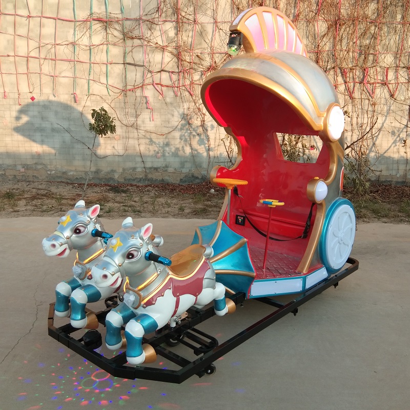 厂家直销专利产品皇家战车游乐设备