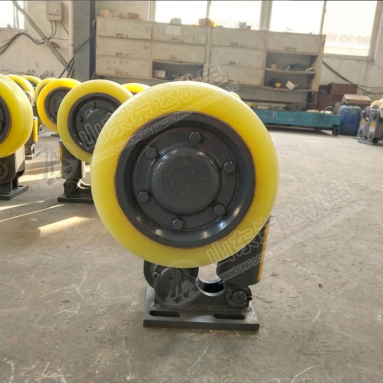 LS50双轮滚轮罐耳 耐磨防油罐耳 液压式滚轮罐耳