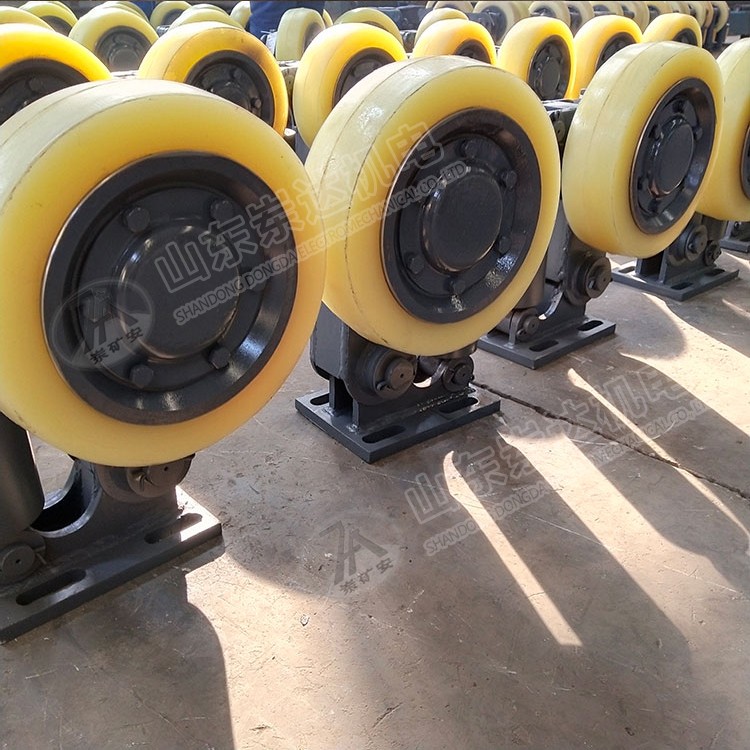 L30滚轮罐耳 碟簧缓冲滚轮罐耳