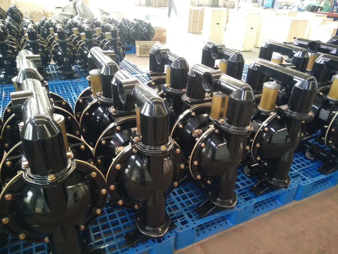 BQG140/0.3气动隔膜泵 矿用清淤泵井下峒室排水泵