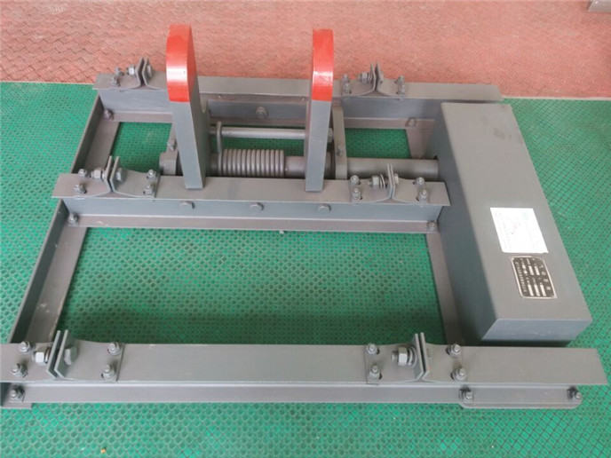 气动卧闸QWZC6自复位卧闸600轨距保护矿车