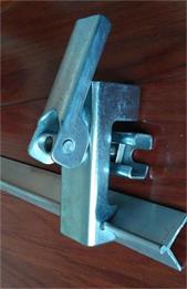 角铝夹持器  防溢裙板夹持器  买夹持器来向上金品