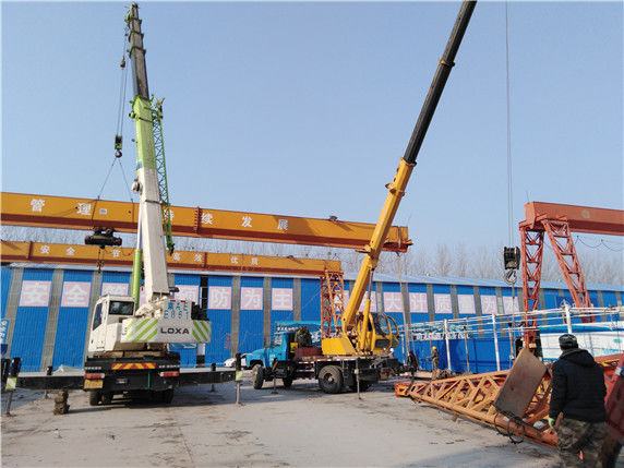 内蒙回收龙门吊13671069882