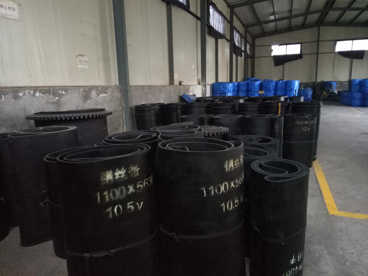 定制GLD800给煤机输送带带宽900-1800mm