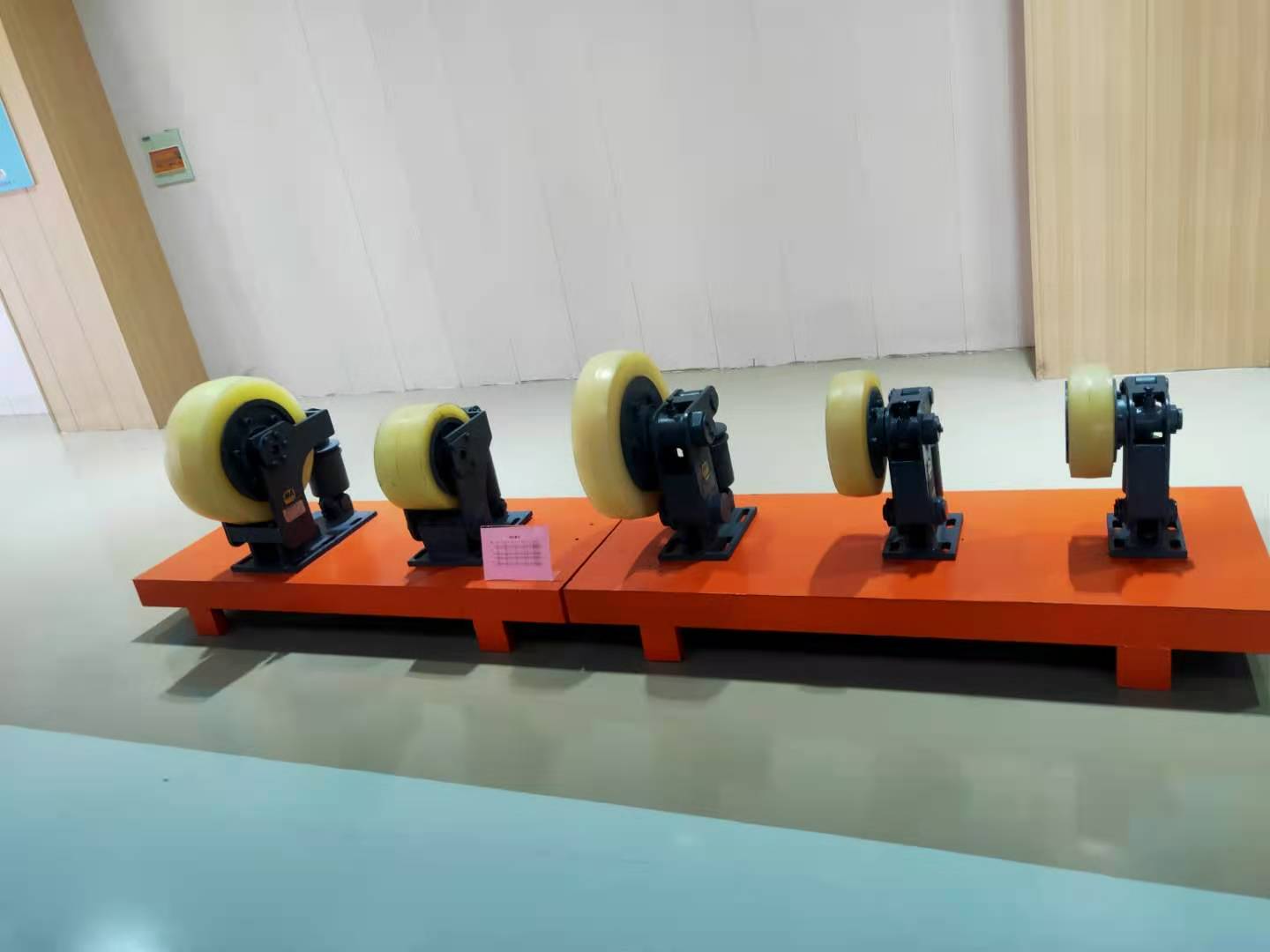 Ls42.5滚轮罐耳产品结构强度大性能好