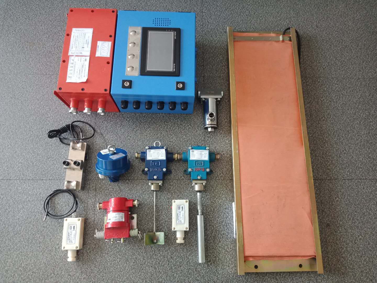 KHP380矿用带式输送机综合保护装置有起车延间功能