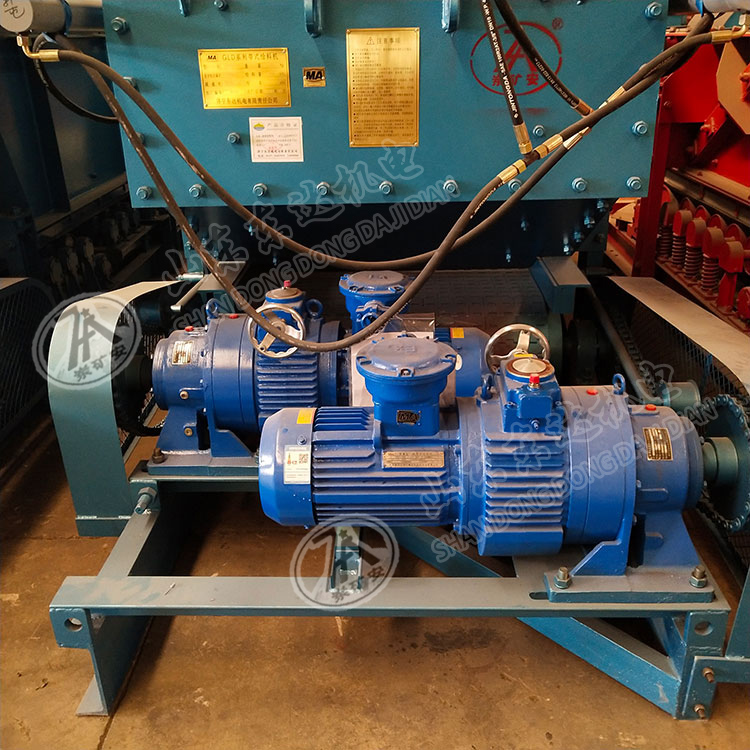 MB75YB7.5KW-XW6-17转臂行星摩擦式无极减速机总成