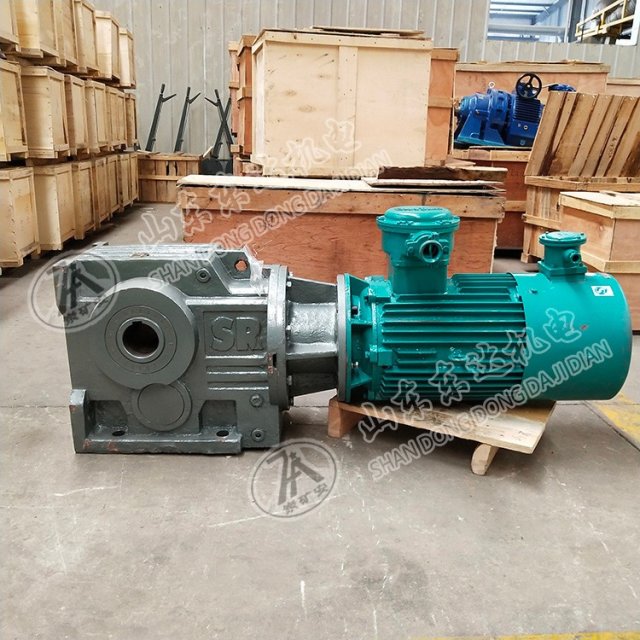 东达GLD2200/7.5/S给煤机减速机总成MB75YB7.5XW6-17