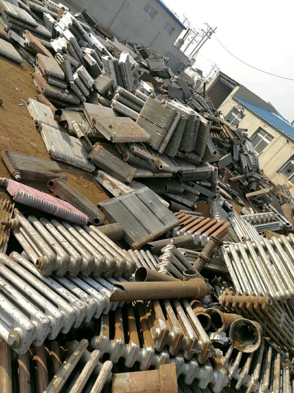 沈阳回收废铁沈阳高价回收暖气片