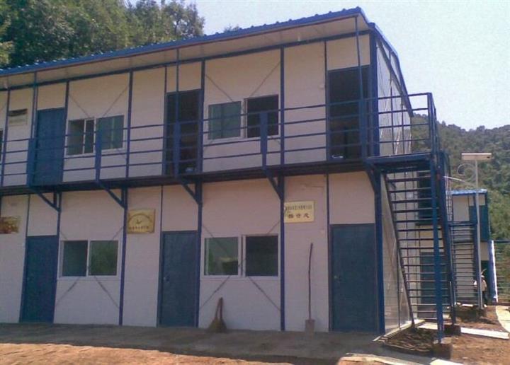 北京地区回收旧彩钢房.活动房 上门拆除收购