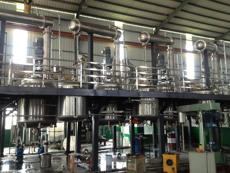 北京地区制药厂设备回收公司/回收淘汰制药厂车间设备