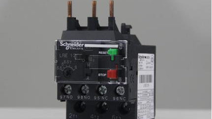 今日空气开关回收多少钱北京废旧电闸回收就近搬除