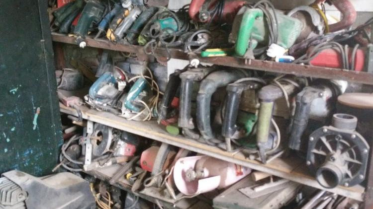 仓库搬迁库房设备回收北京积压物资回收长期上门收购