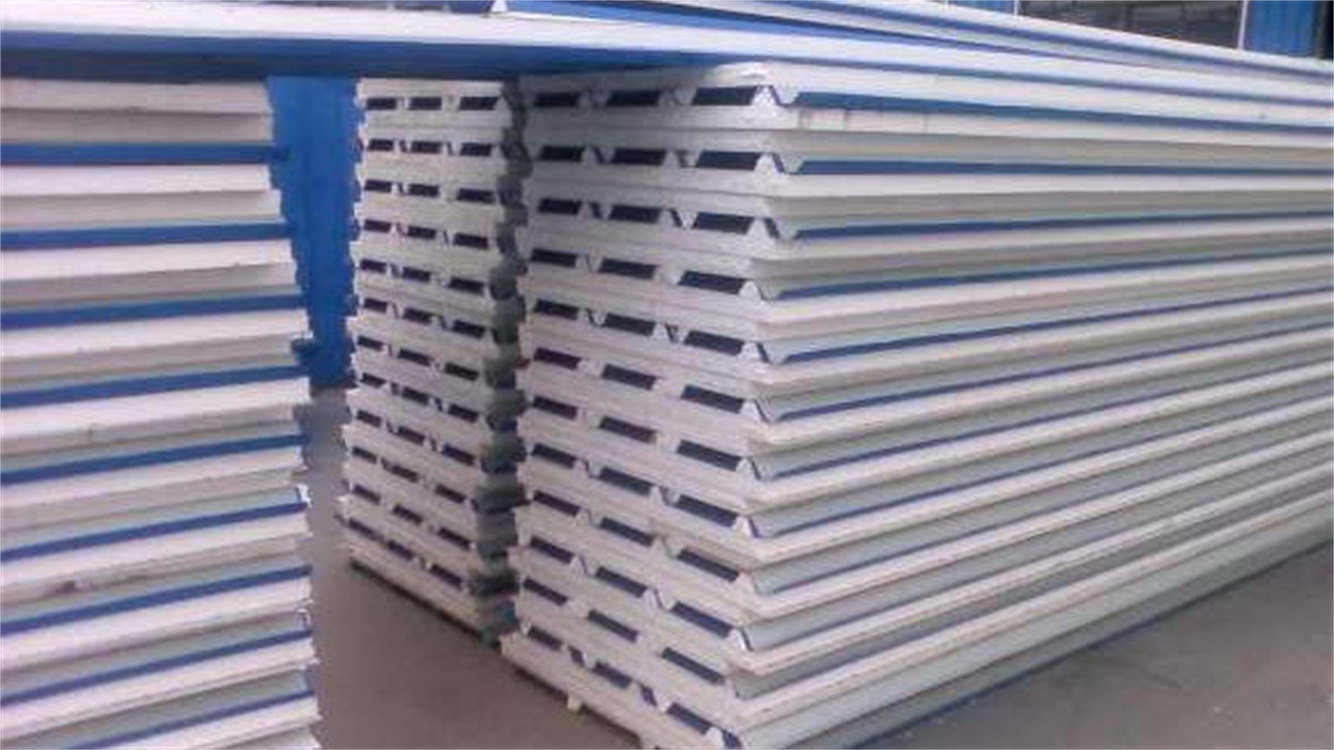 北京长期回收彩钢瓦彩钢板北京彩钢房回收上门拆除