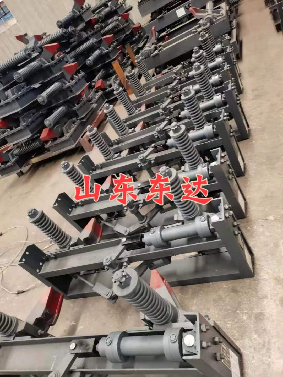 双向阻车型 QZCS 阻轮式手动阻车器