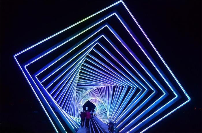 灯光造型 时光隧道灯光造型 灯光造型设计制作一条龙
