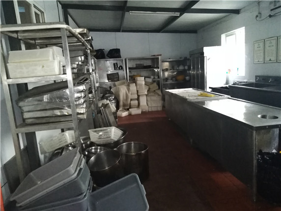 回收北京市各区不锈钢灶具 北京酒店厨具设备整体回收