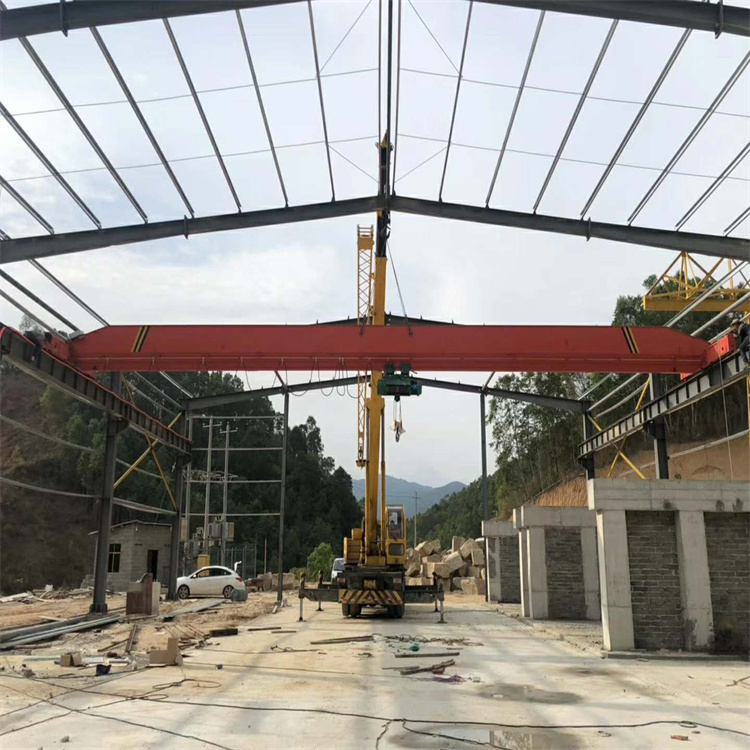 拆除回收北京钢结构厂房旧天车