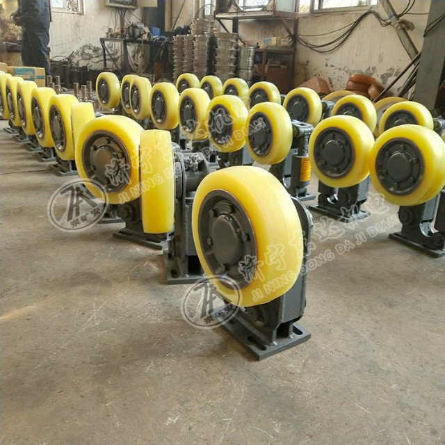 L20滚轮罐耳L200的滚轮罐耳比较小型号
