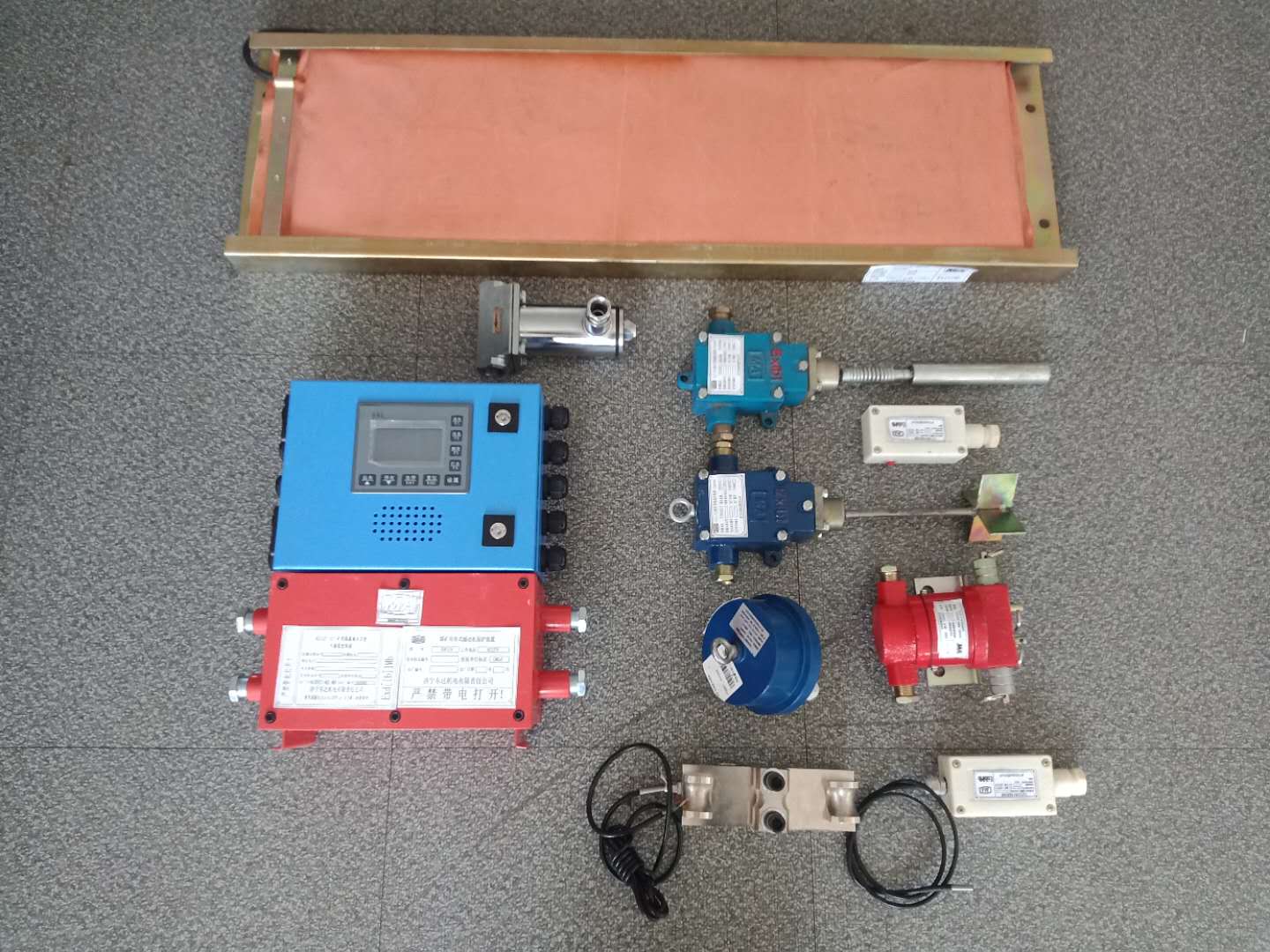 GVD1200型撕裂传感器皮带机综合保护