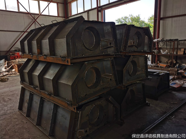 预制生态框格模具加工生产，河道生态框格模具长期供应