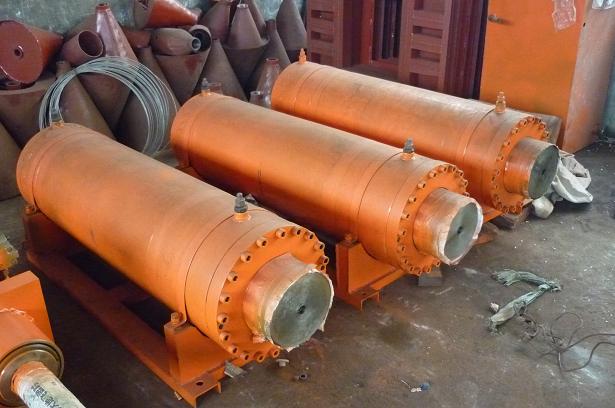 供应兴顺320T水泥顶管机,非开挖顶管机,污水顶管机