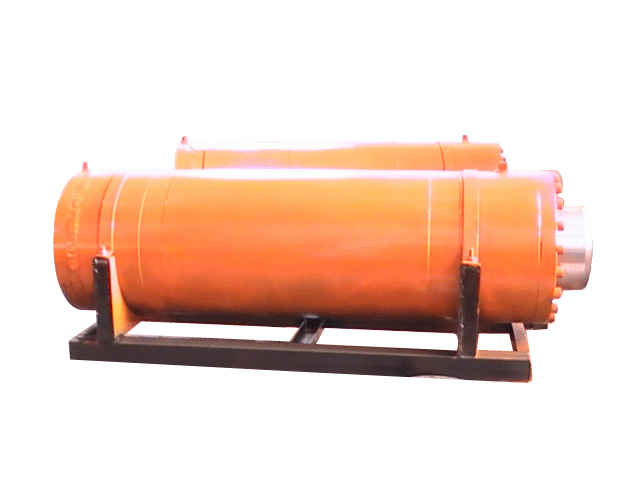 供应兴顺水泥顶管机油缸价格 320T水泥顶管机油缸厂家