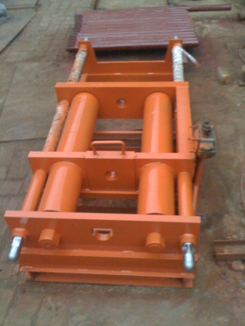 供应兴顺120T地下顶管机 通讯顶管机厂家