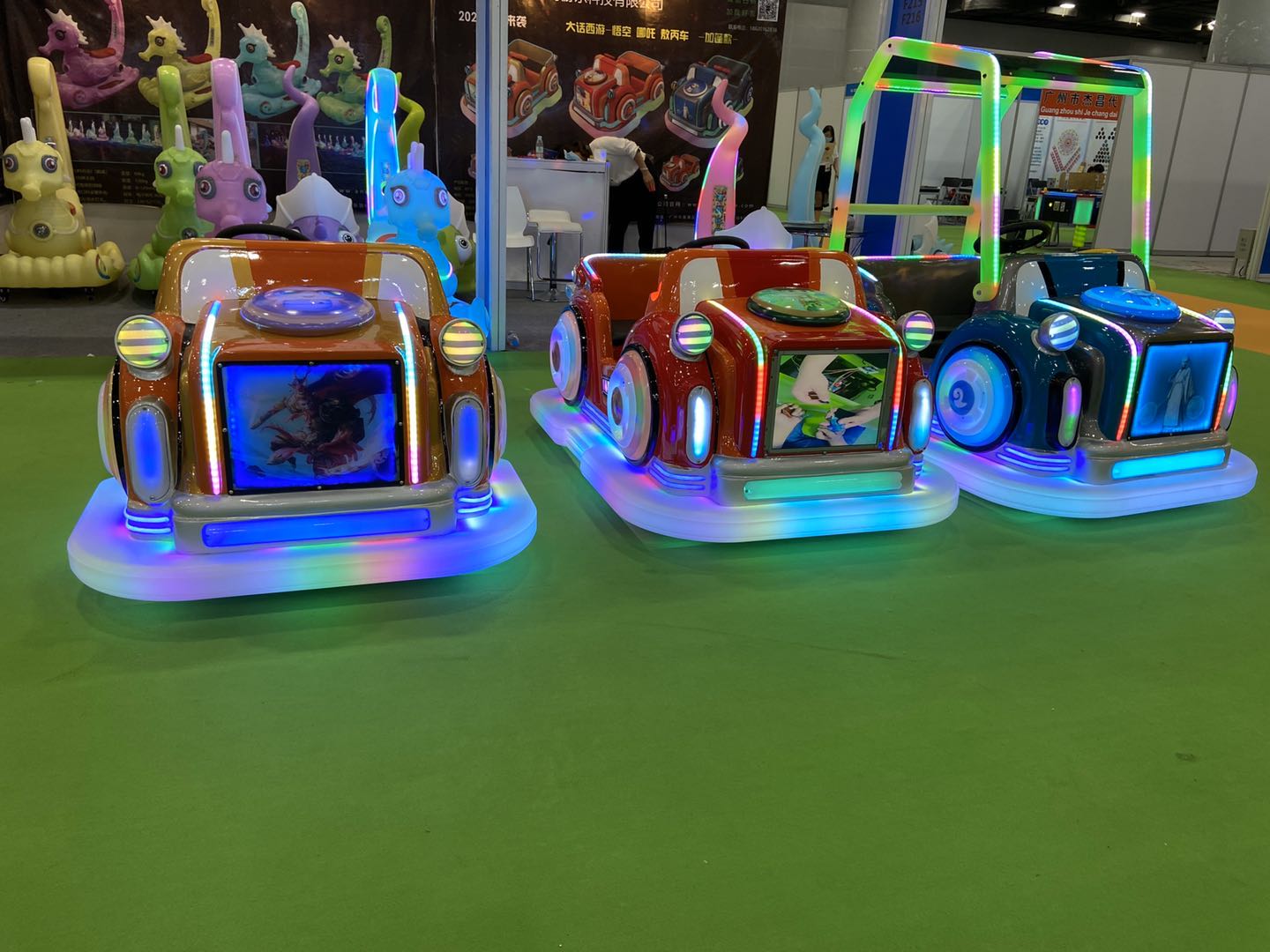 大话西游之哪吒敖丙悟空车广场摆摊电动玩具车