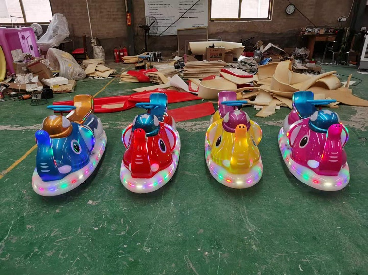 儿童游乐园摆摊家用电动碰碰车