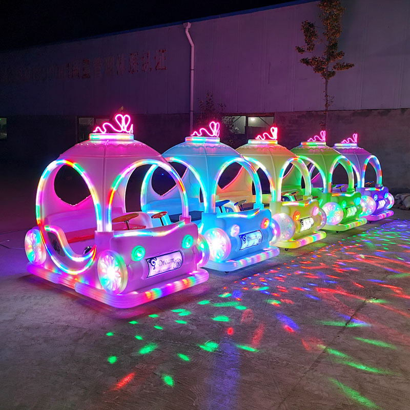 亲子三人座发光游乐车公主花车碰碰车