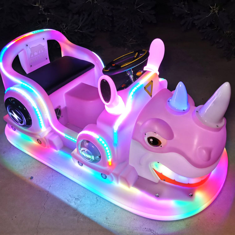 好漂亮的碰双人电动碰碰车发光犀牛小爱
