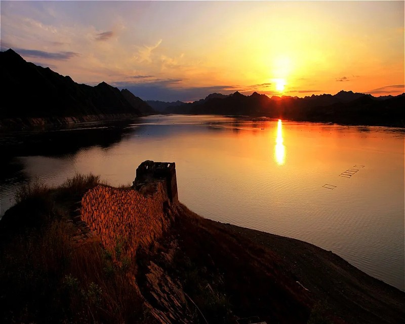 河南市政三级资质转让《资质改革优势》房建三级资质转让