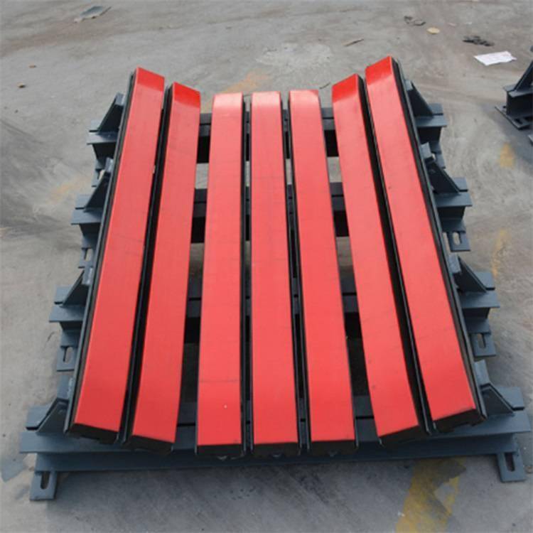 矿用1400mm阻燃缓冲床 高弹性皮带机缓冲条