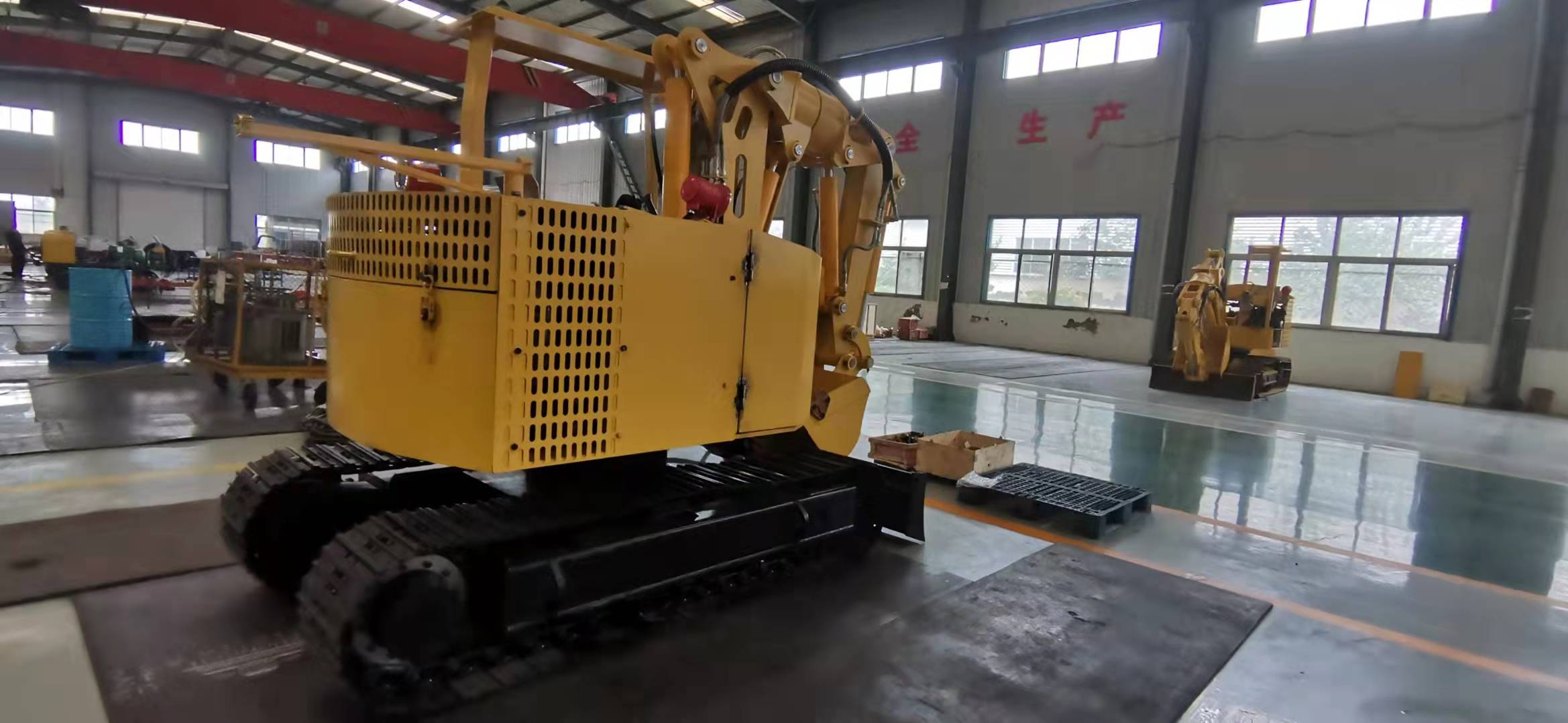 ZWY-60/22L型煤矿用挖掘式装载机(扒渣机)