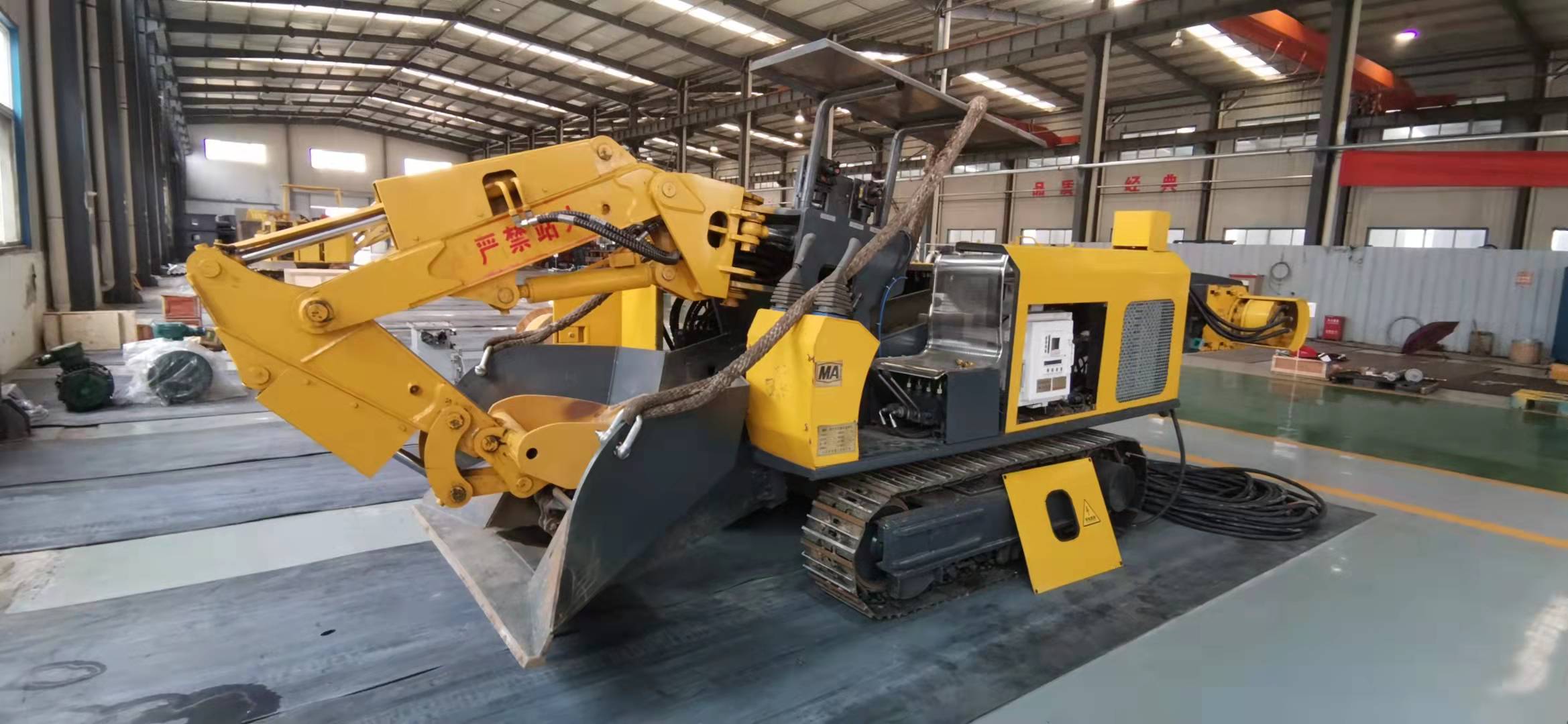 MWD6.4/0.28L液压挖掘机 煤巷修复水沟挖掘