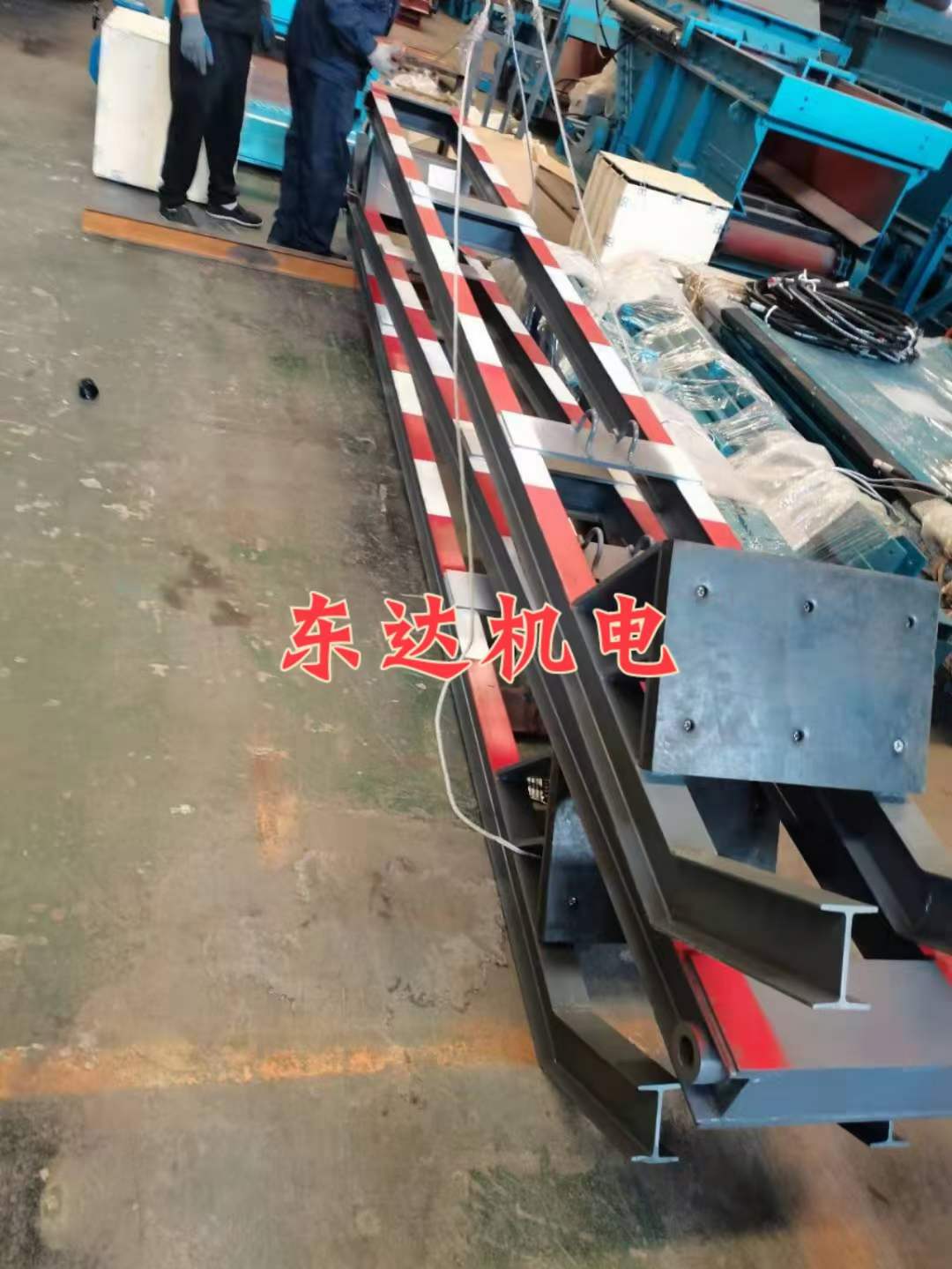 DD-318型斜巷防跑车装置(一坡三挡)装置构成