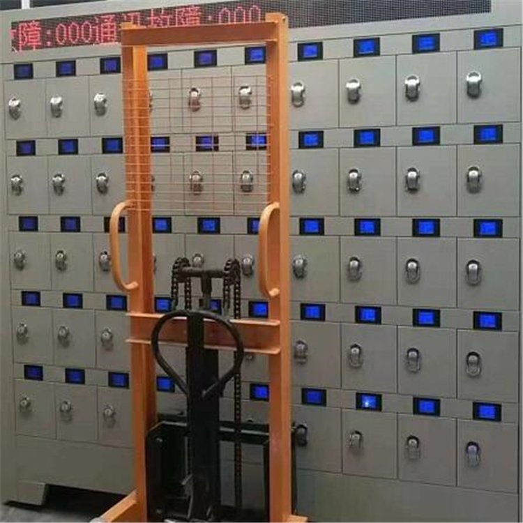 矿灯充电架是供矿灯蓄电池直流电源充电用