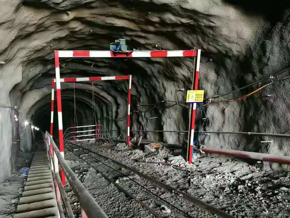 ZDC30-2.5防跑车装置 斜巷防跑车装置 一坡三挡