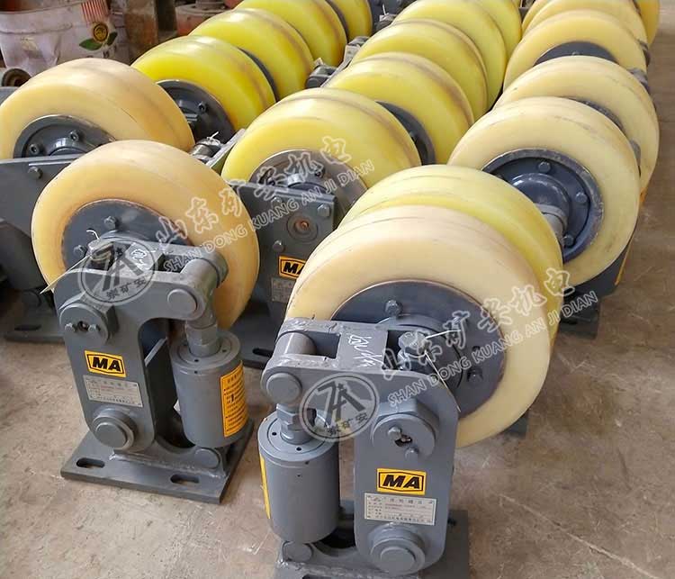 L30单轮滚轮罐耳 罐笼导向装置  缓冲轮