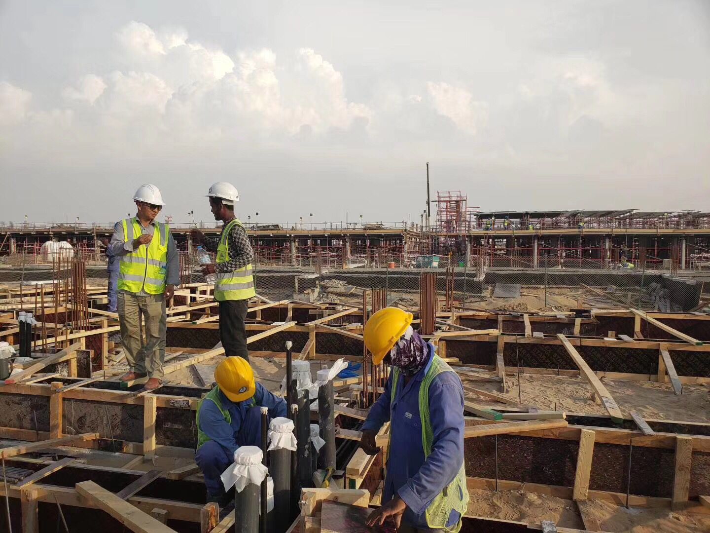 新西兰以色列项目月薪4万急招出国劳务建筑工司机普工等包吃住