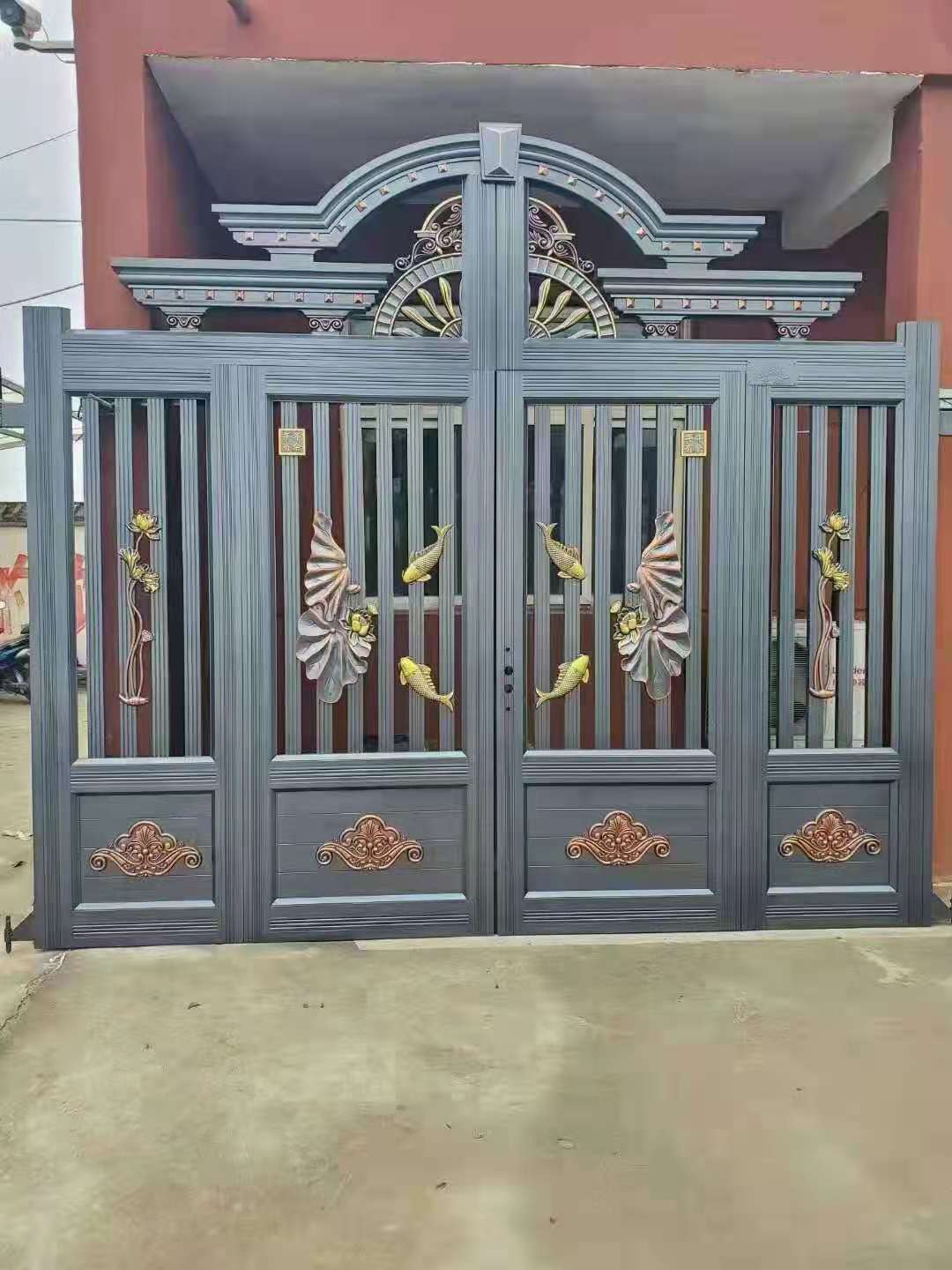 四川成都庭院钢艺大门护栏